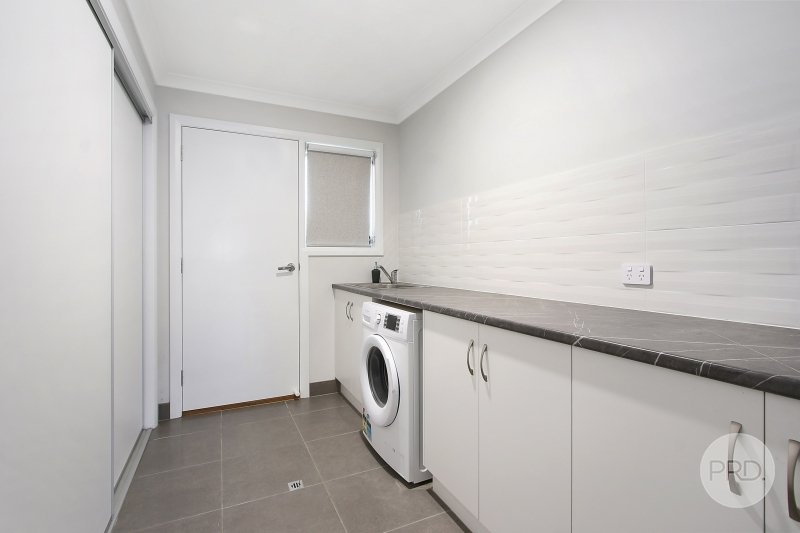 204 Forest Drive THURGOONA 14