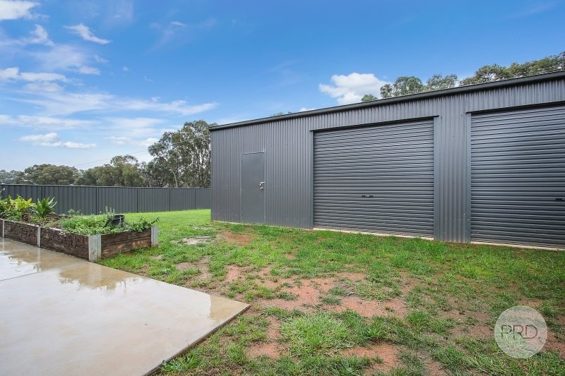 204 Forest Drive THURGOONA 16