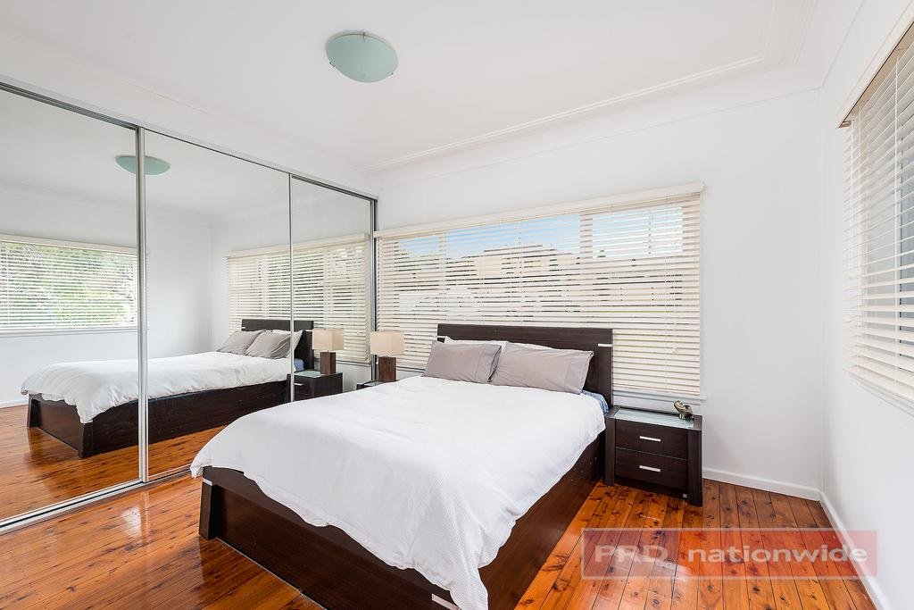 204 Lambeth Street PICNIC POINT 5