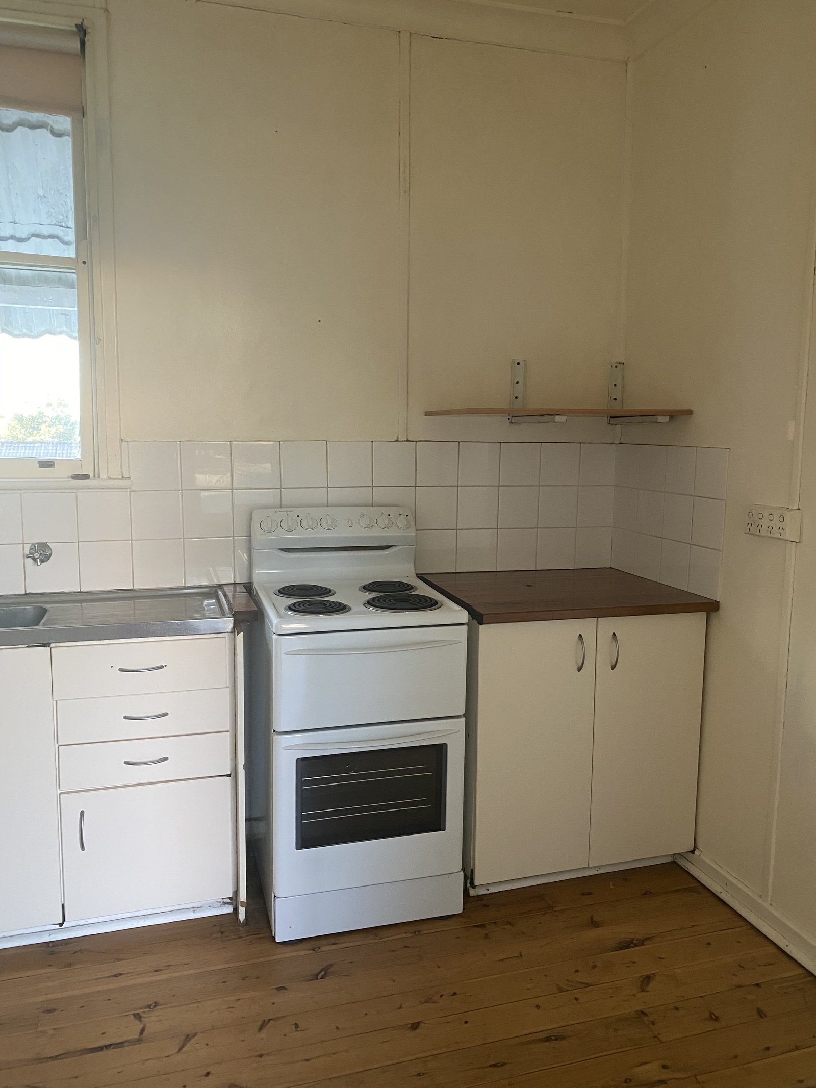 204 Sandgate Road BIRMINGHAM GARDENS 3