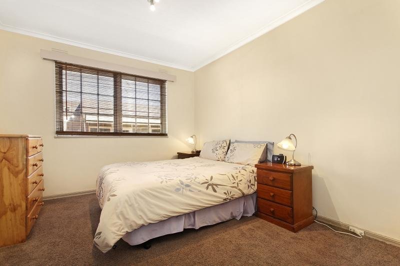 Gallery: 20/41 Nepean Highway