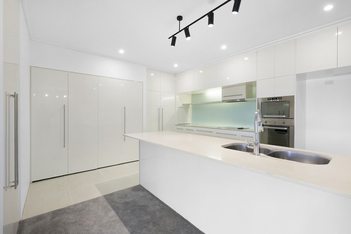 204/1 Toombul Avenue MIAMI 5