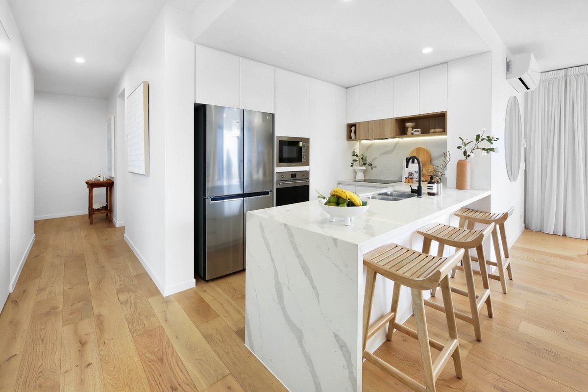 204/10 Third Avenue Palm Beach 9