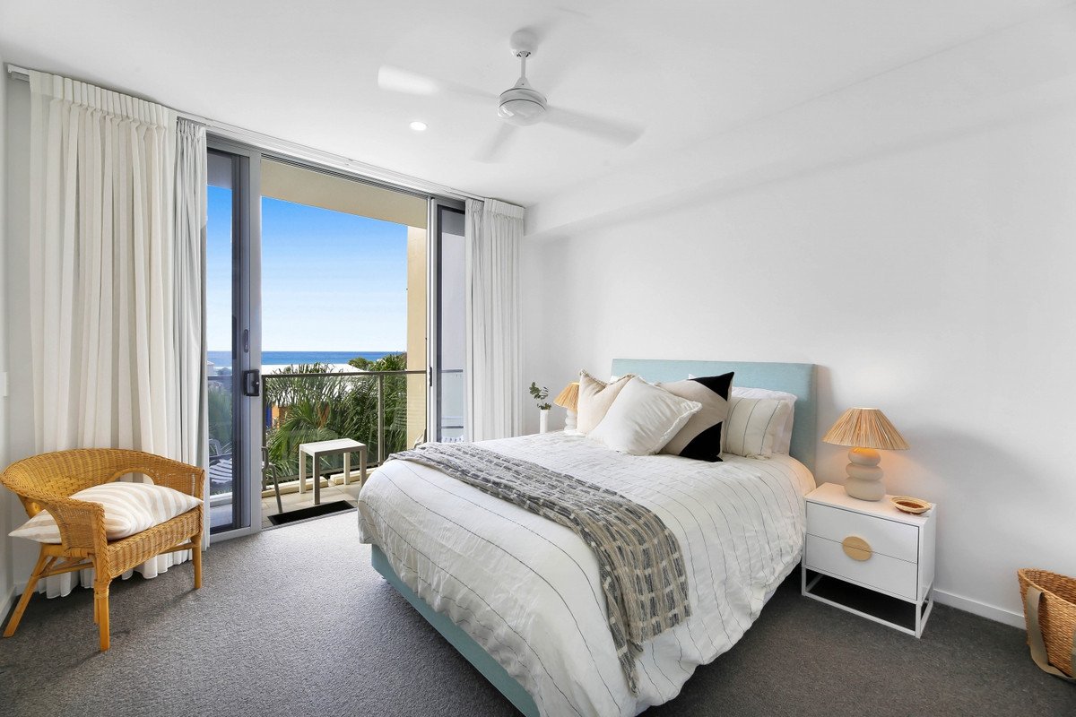 204/10 Third Avenue Palm Beach 12