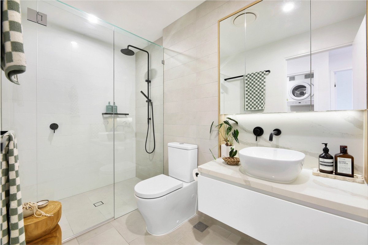 204/10 Third Avenue Palm Beach 17