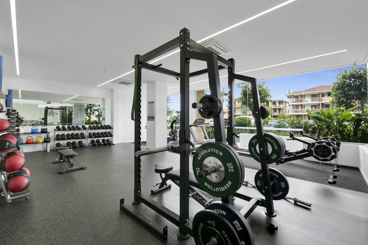 204/10 Third Avenue Palm Beach 24