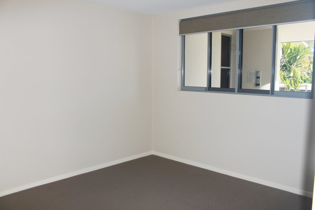 204/10 Wyndham Avenue BOYNE ISLAND 18