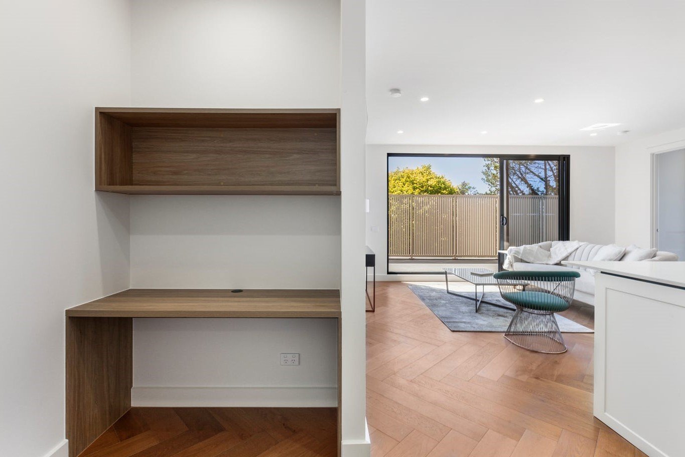 Gallery: 204/1054-1058 Nepean Highway