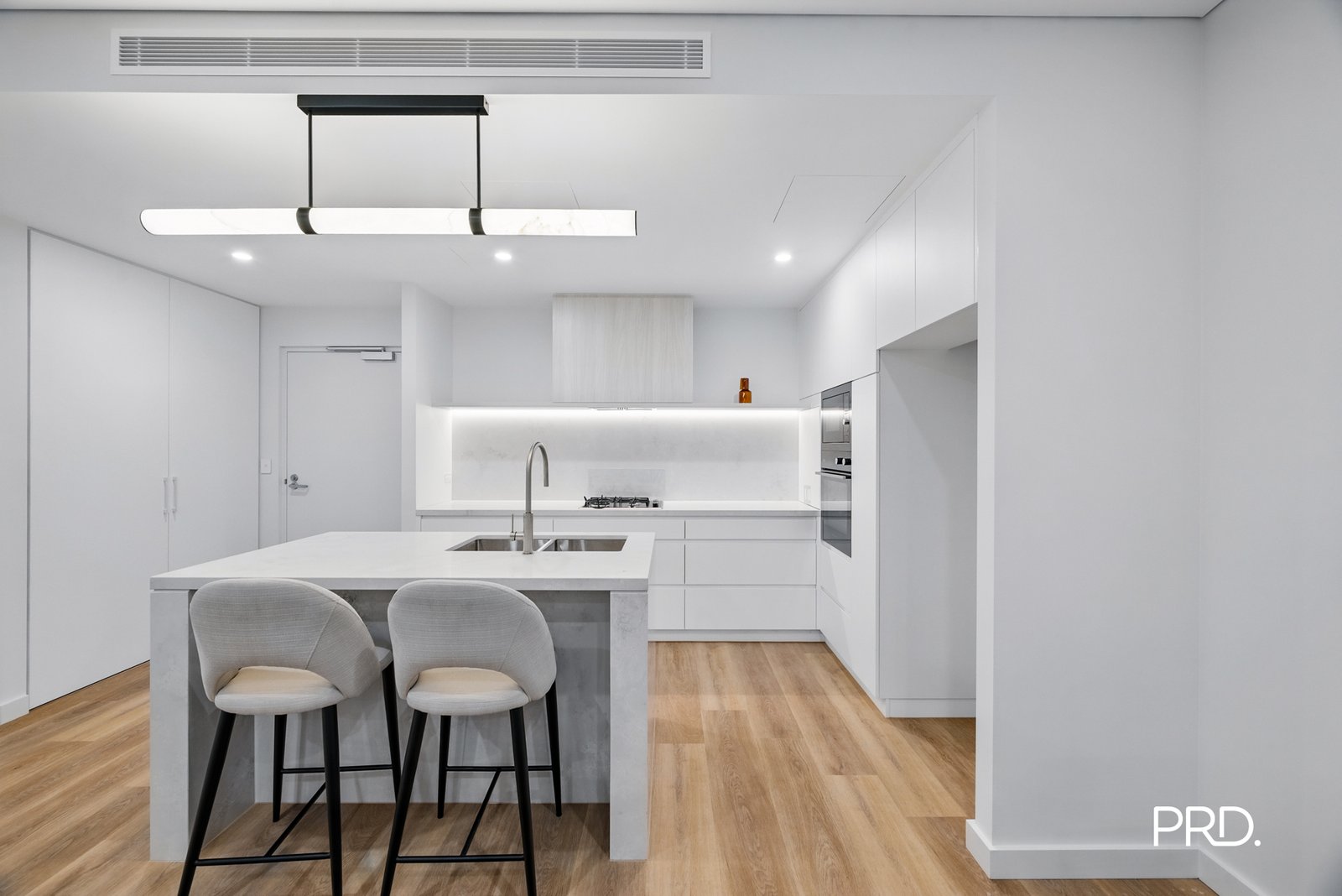 204/10A John Tipping Grove Penrith 3