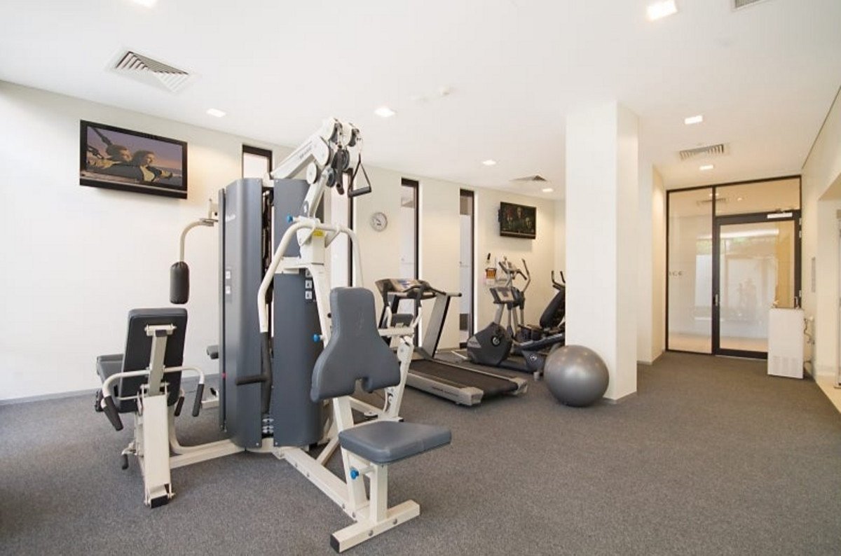 2041/2-14 The Esplanade Burleigh Heads 8