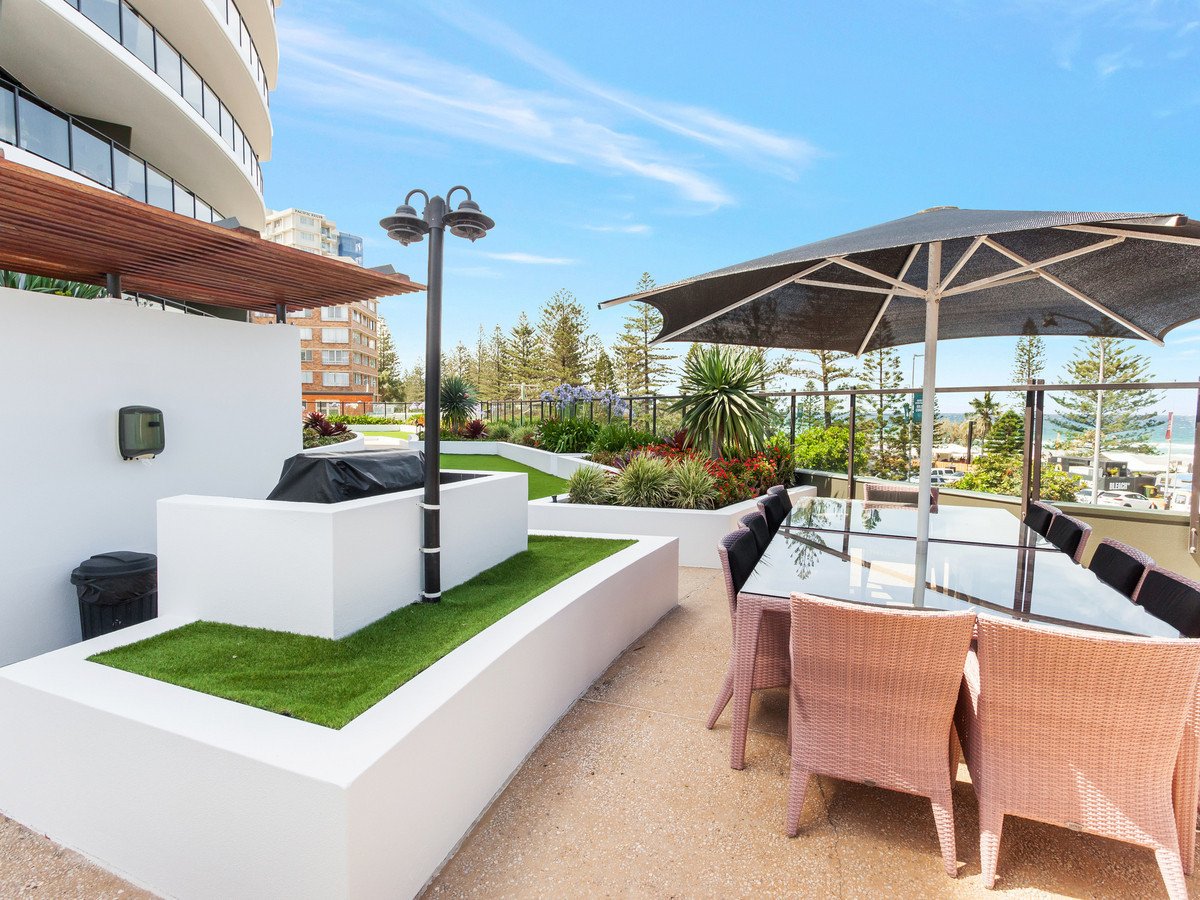 2041/2-14 The Esplanade Burleigh Heads 15