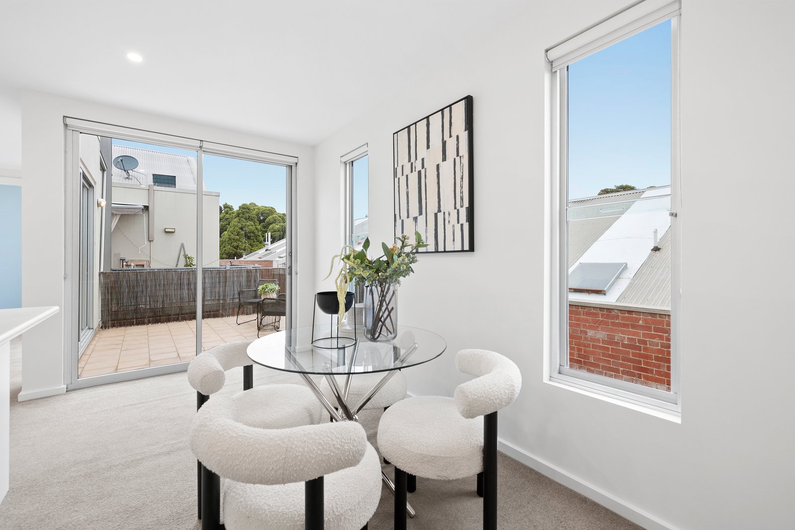 Gallery: 204/126 Carlisle Street