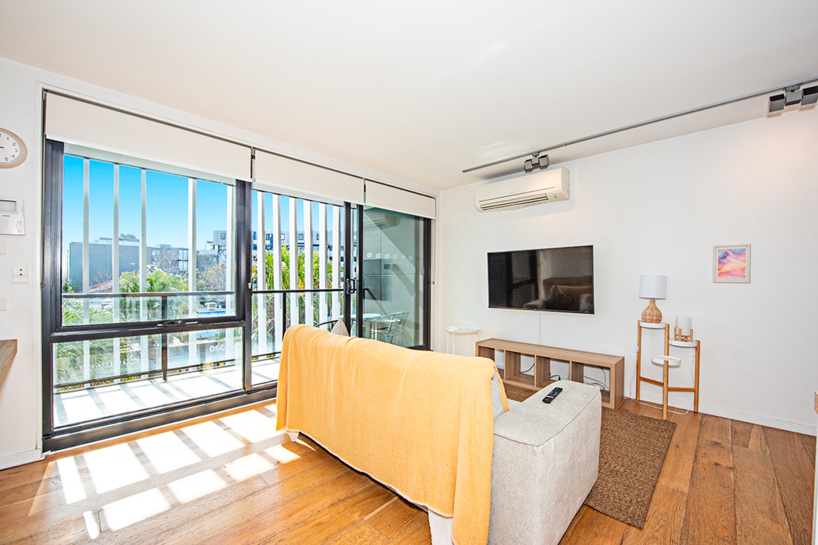 Gallery: 204/131 Acland Street