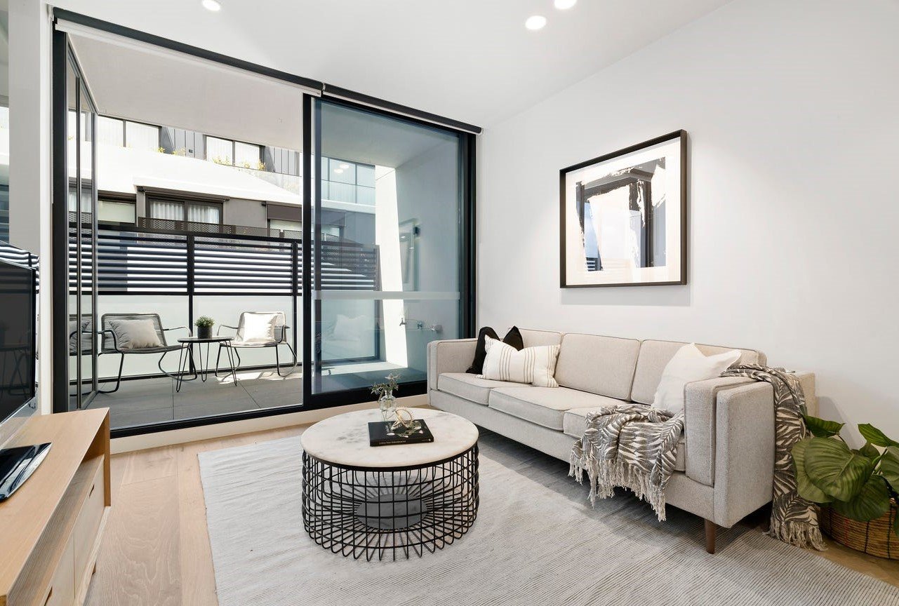 Gallery: 204/1455 High Street