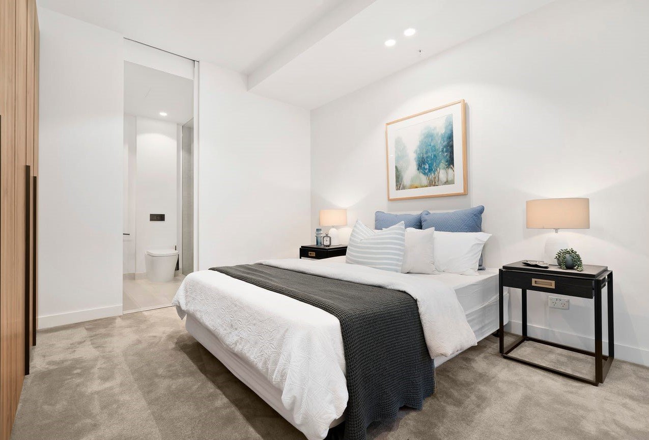 Gallery: 204/1455 High Street