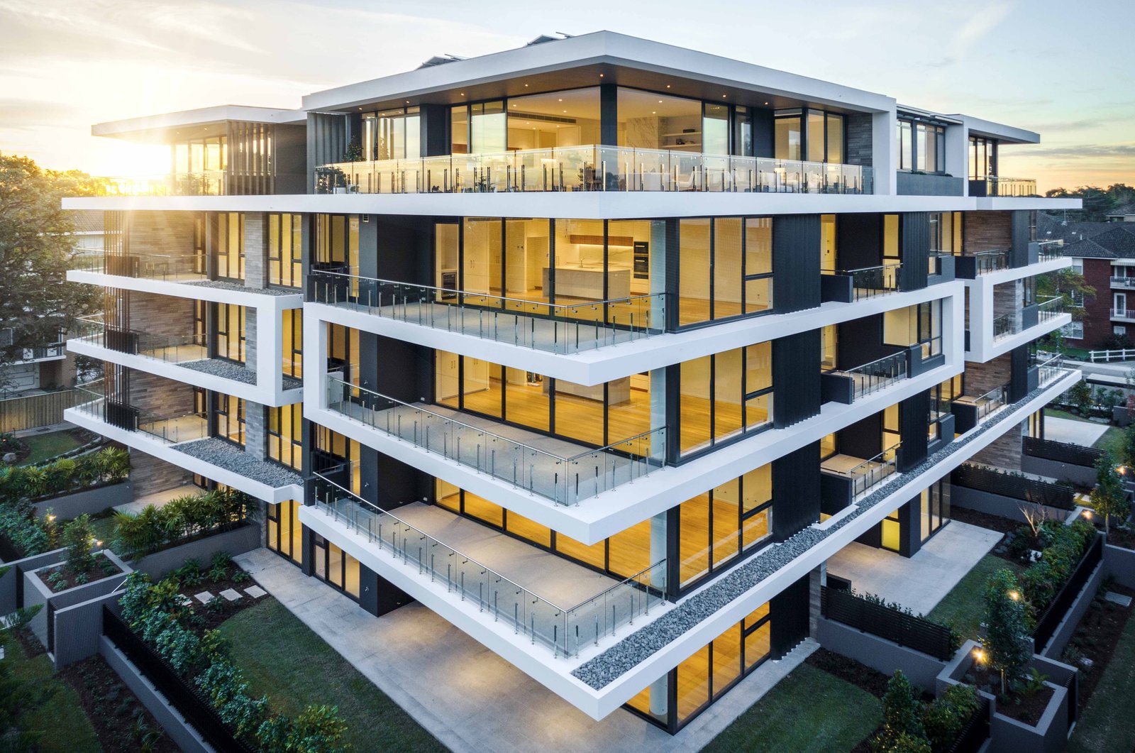 204/177 Russell Avenue DOLLS POINT 8