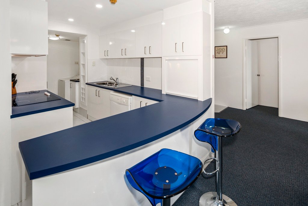 20/418 Marine Parade BIGGERA WATERS 8