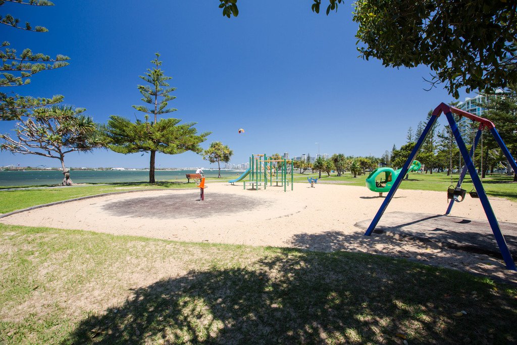 20/418 Marine Parade BIGGERA WATERS 21
