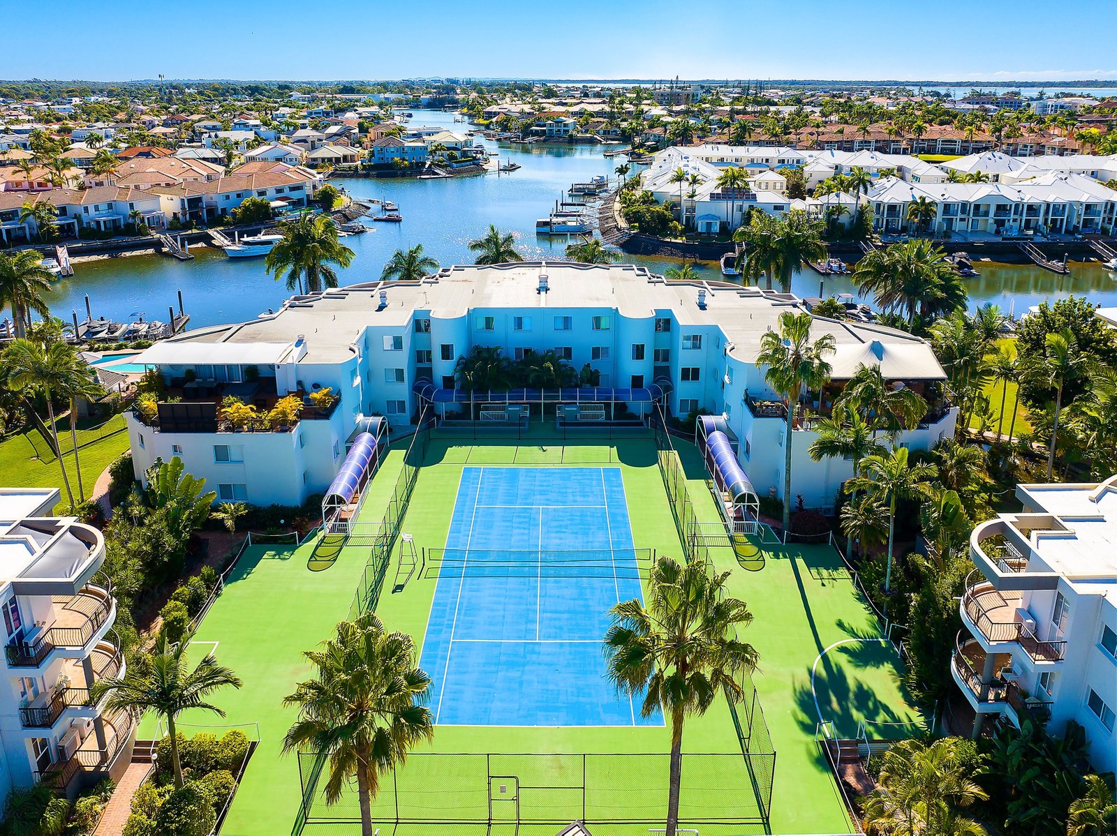 20/41A Broadwater Street RUNAWAY BAY 14