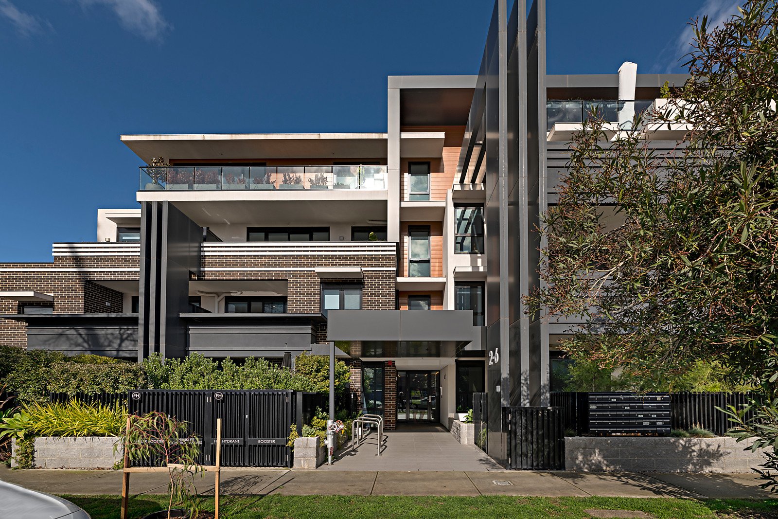 204/2-6 McCutcheon Street, Northcote VIC 3070