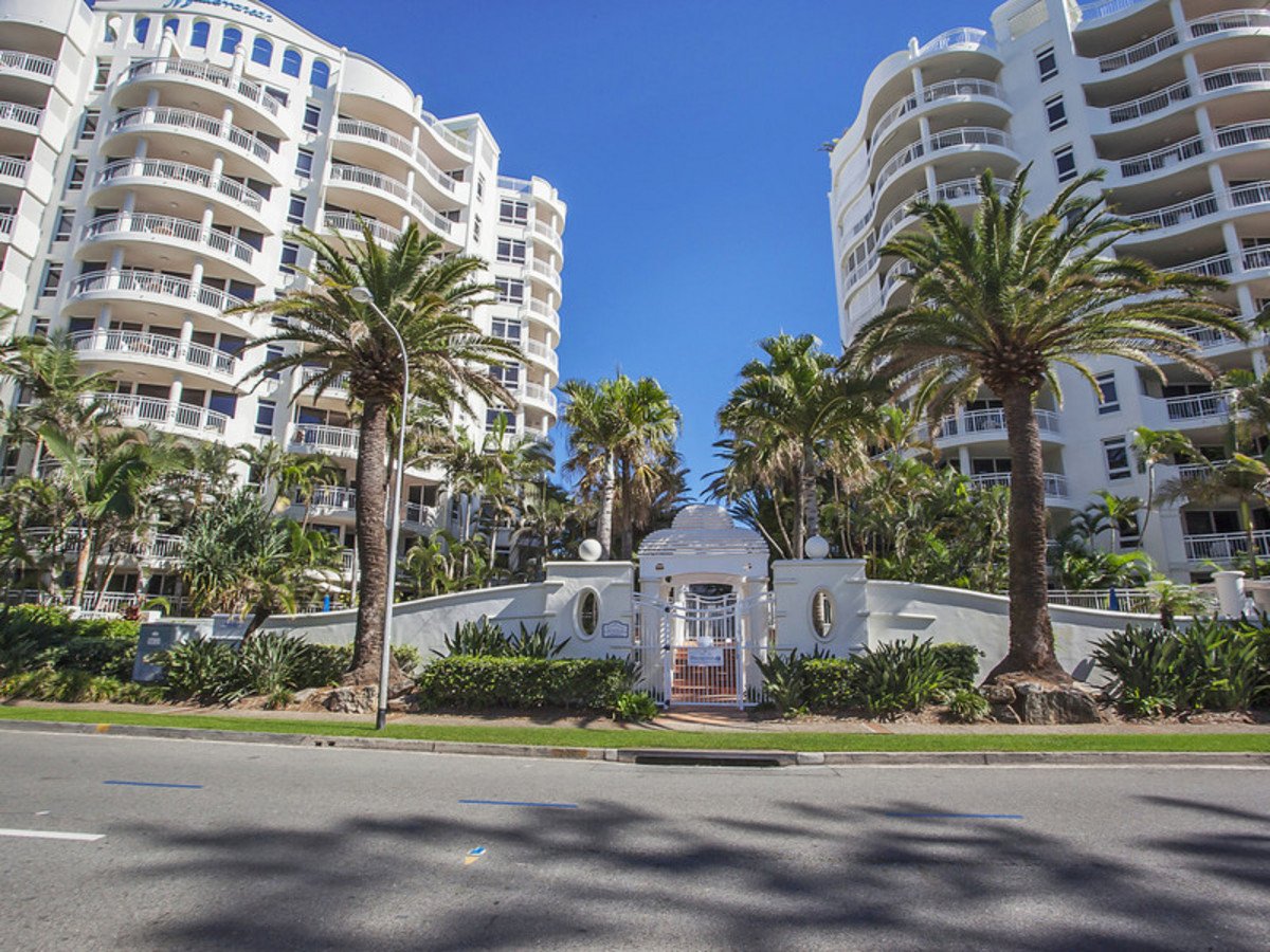 204/220 the Esplanade Burleigh Heads 1