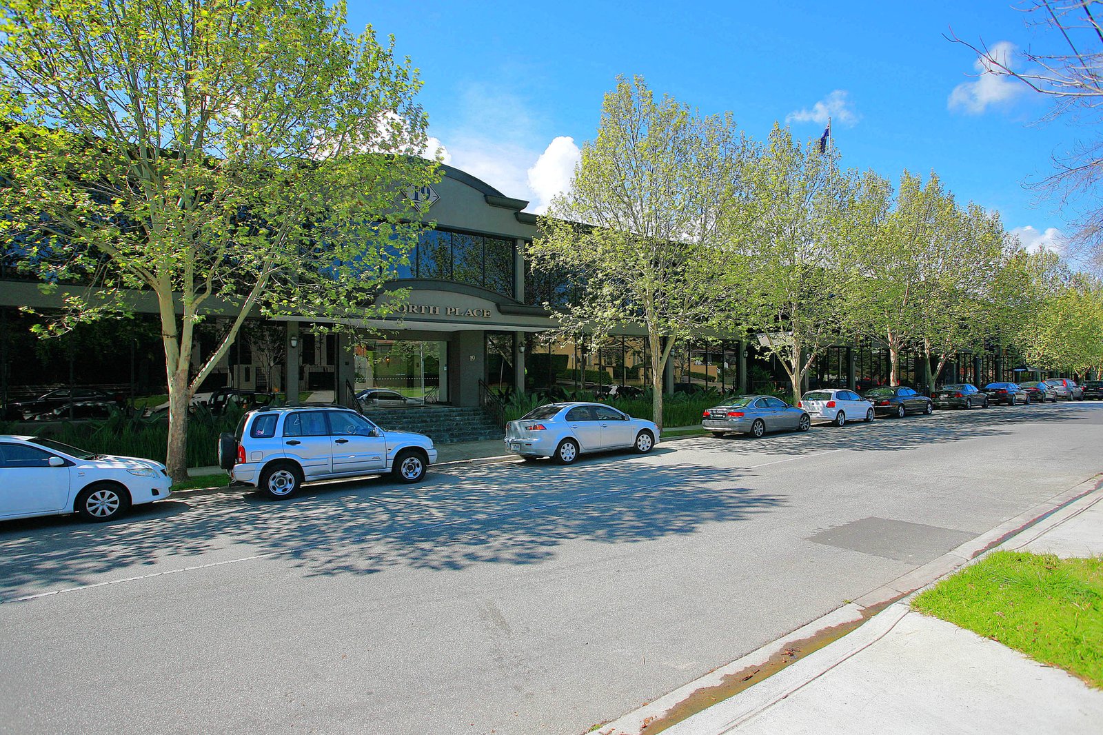 Gallery: 204/23 Milton Parade