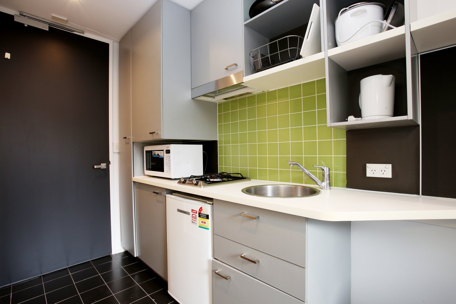 Gallery: 204/24 Barkly Place
