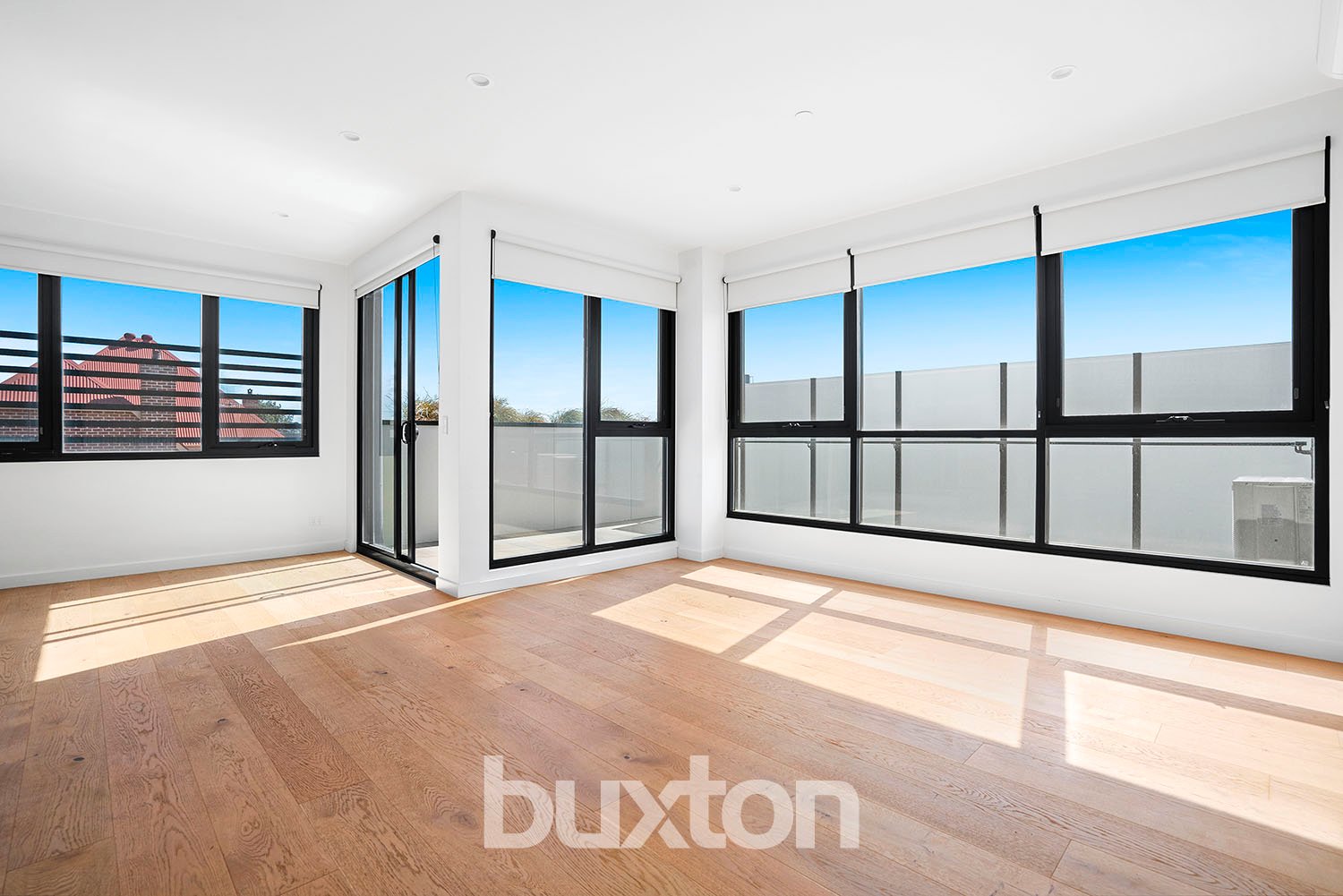 Gallery: 204/29-33 Loranne Street