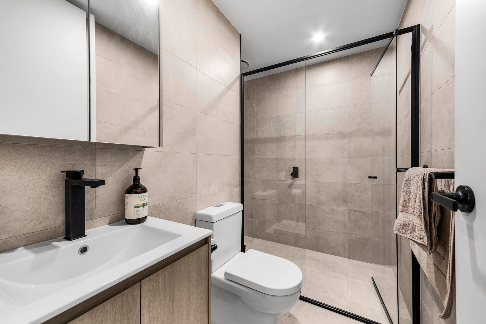 Gallery: 204/37 Genoa Street