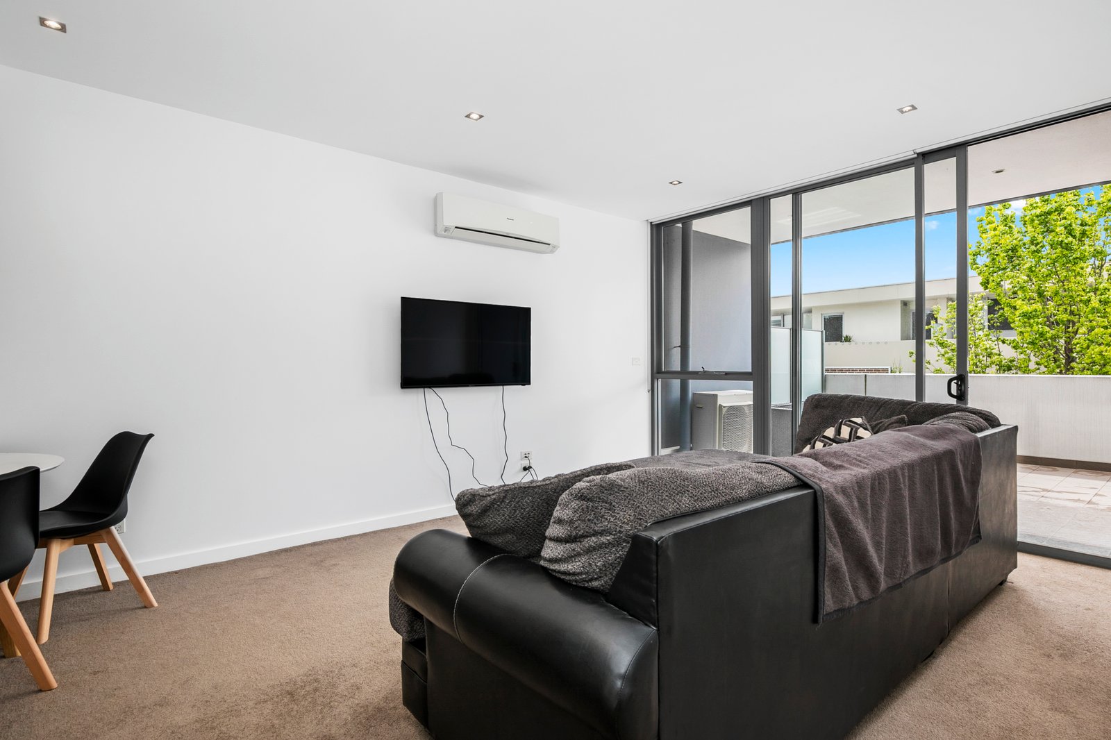 Gallery: 20/44 Eucalyptus Drive