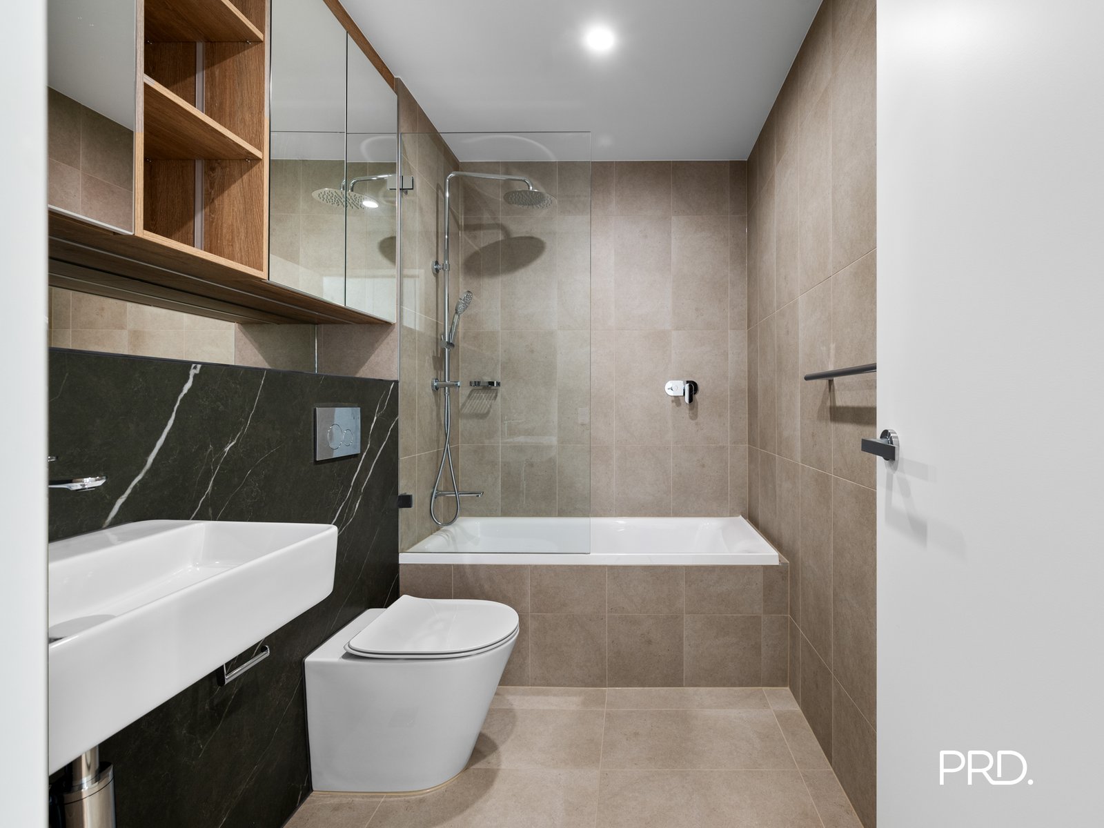 204/4C Retreat Drive PENRITH 10