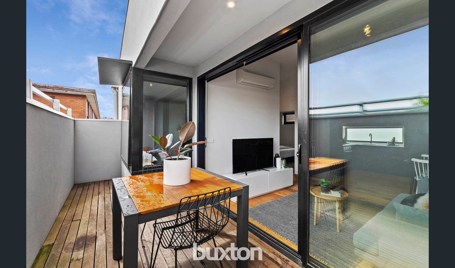 Gallery: 204/54-56 Chapel Street