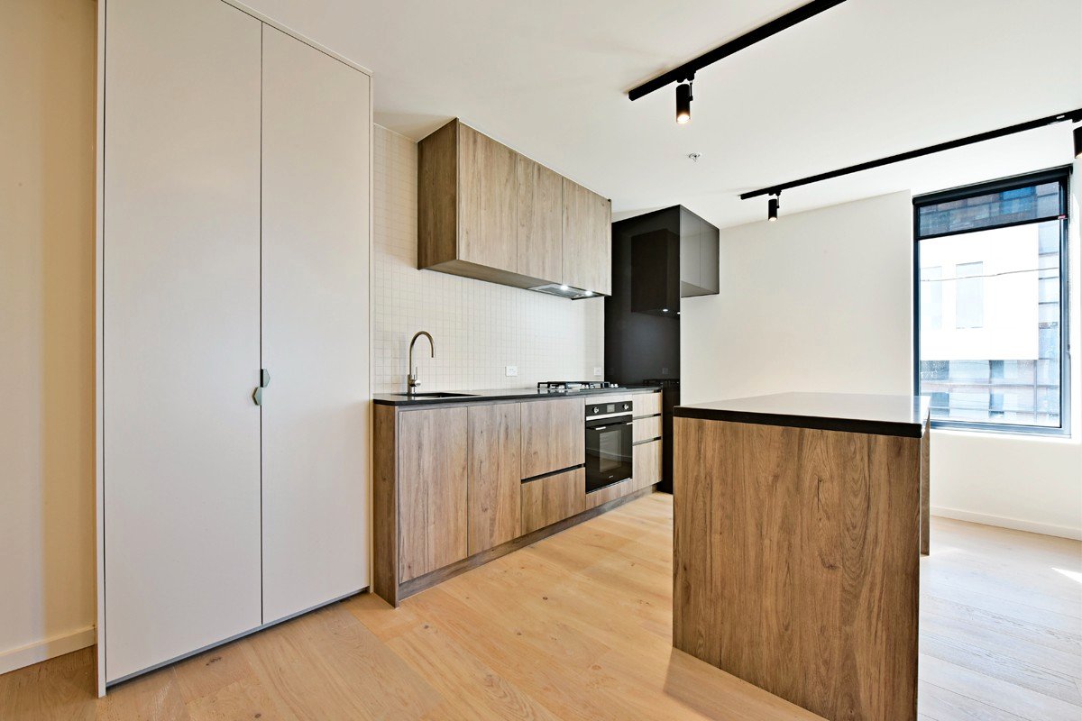 Gallery: 204/75 Wellington Street