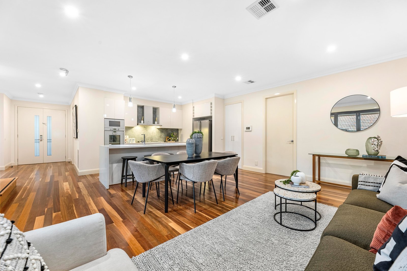 Gallery: 205 Balwyn Road
