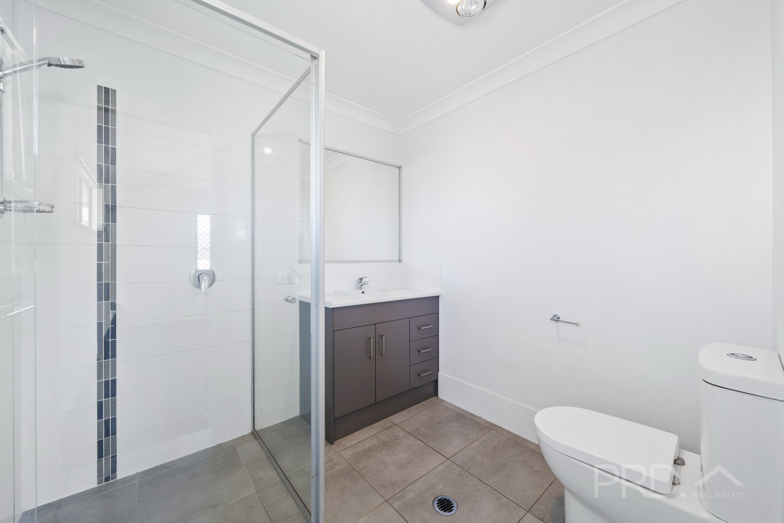 205 QUEEN Street CLEVELAND 7