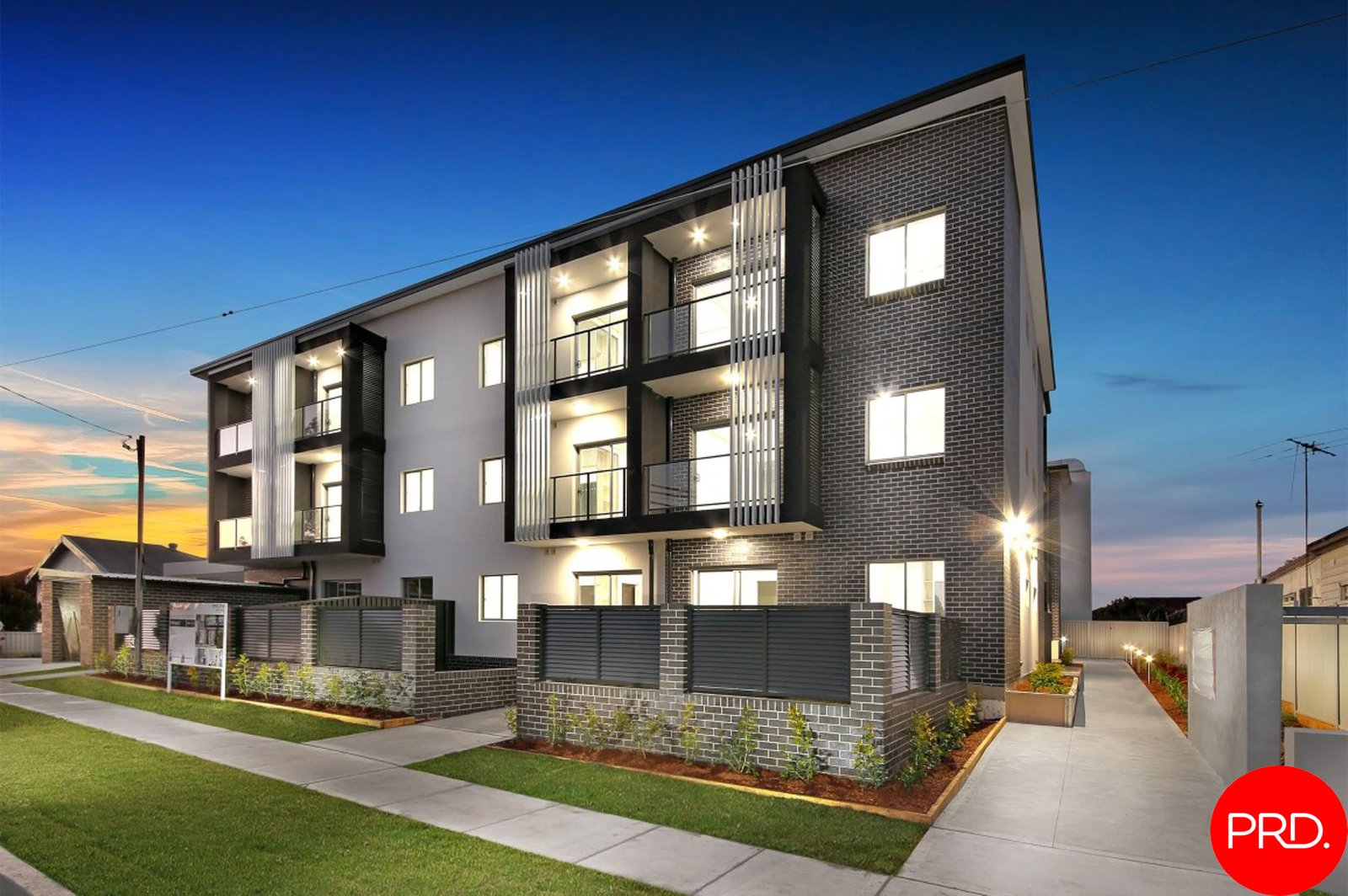 20/5 White Avenue BANKSTOWN 2