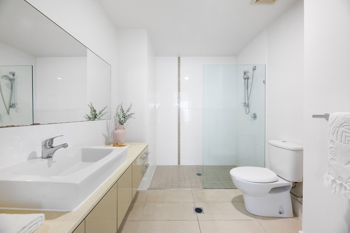 205/1 Toombul Avenue Miami 10