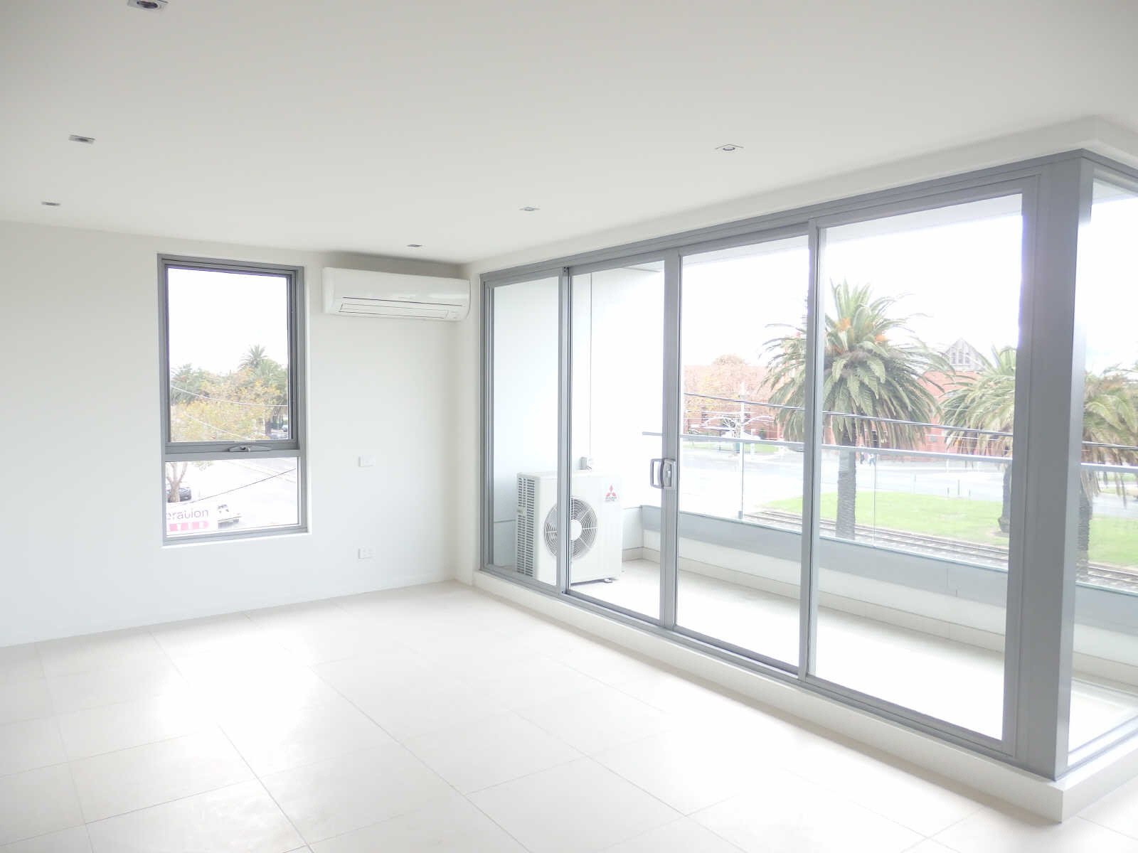 Gallery: 205/1005 Mount Alexander Road