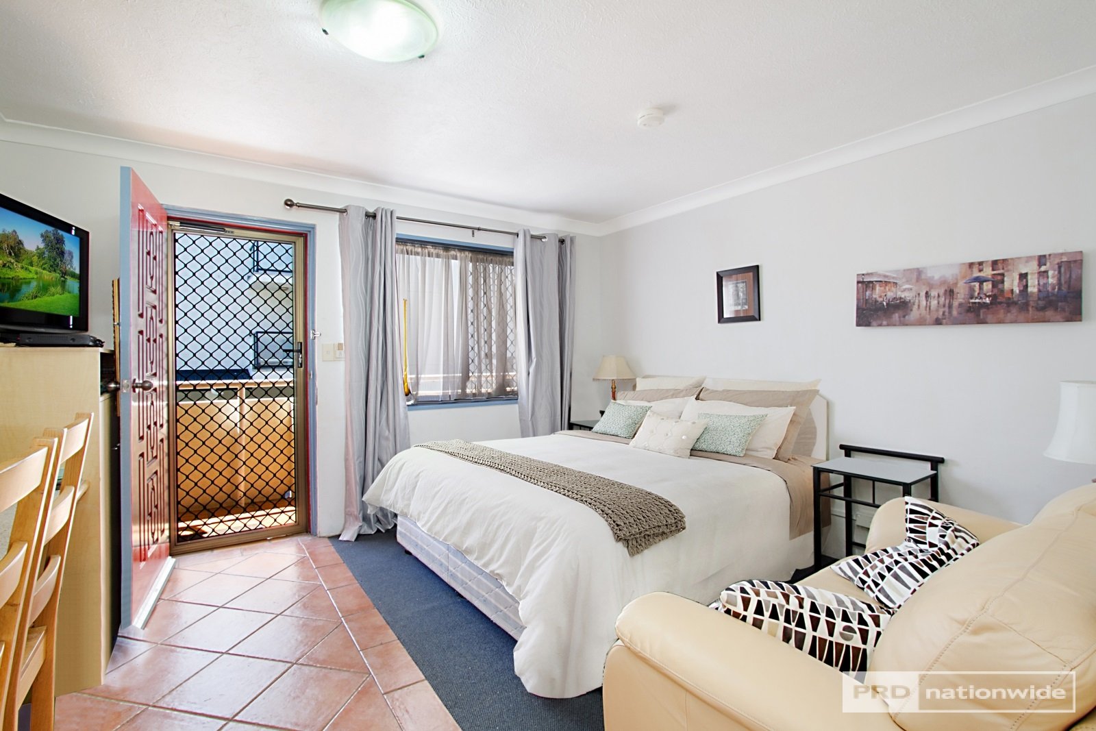 205/132 Marine Parade SOUTHPORT 1