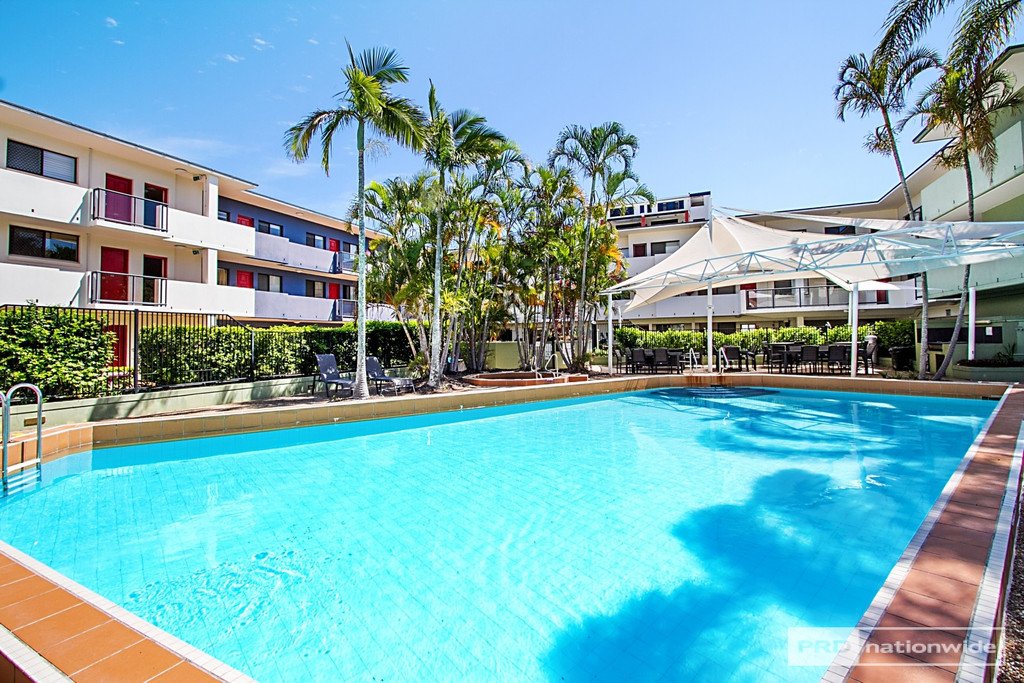 205/132 Marine Parade SOUTHPORT 4