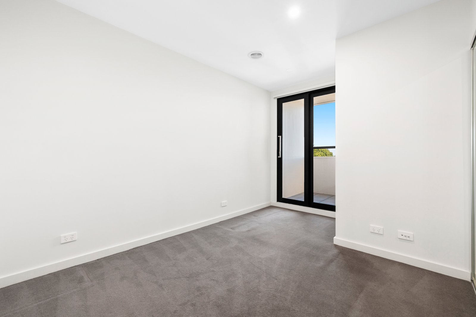 Gallery: 205/144 Collins Street