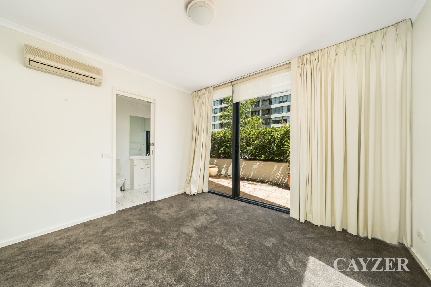 Gallery: 205/148 Wells Street