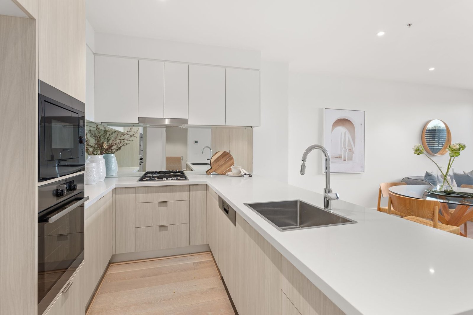 Gallery: 205/2055 Malvern Road
