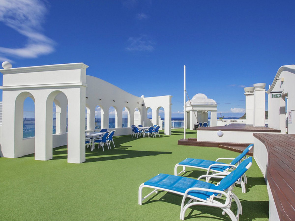 205/220 The Esplanade Burleigh Heads 18