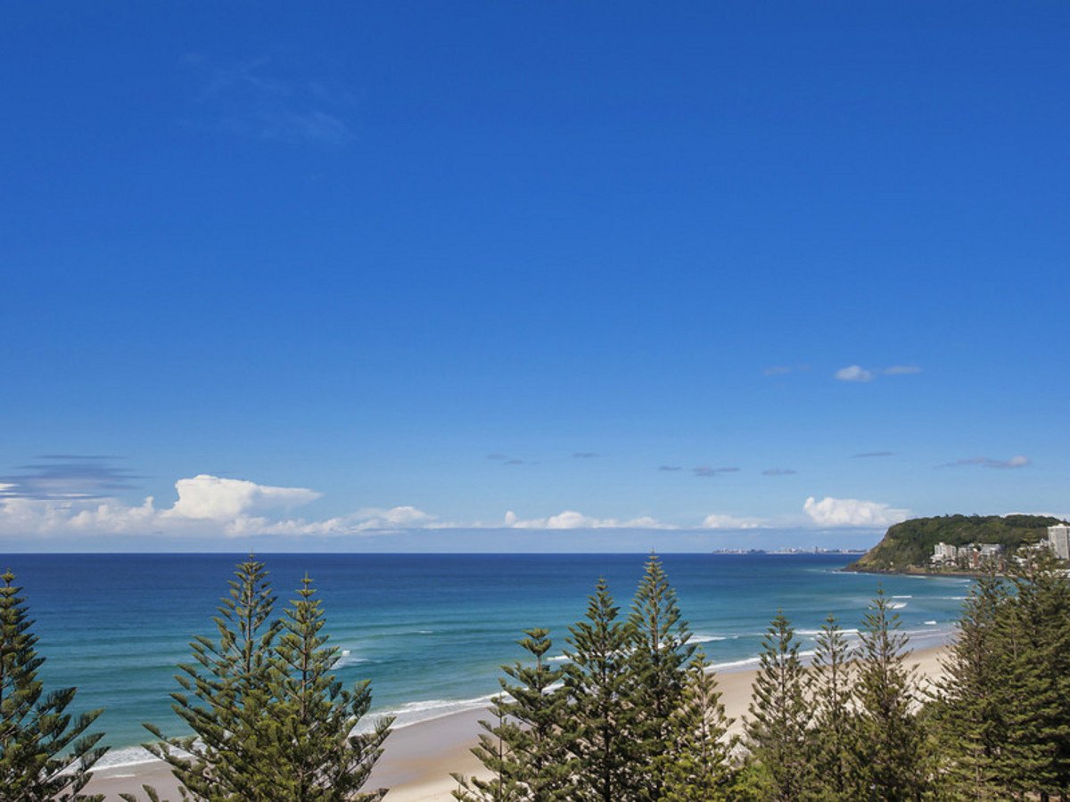205/220 The Esplanade Burleigh Heads 17