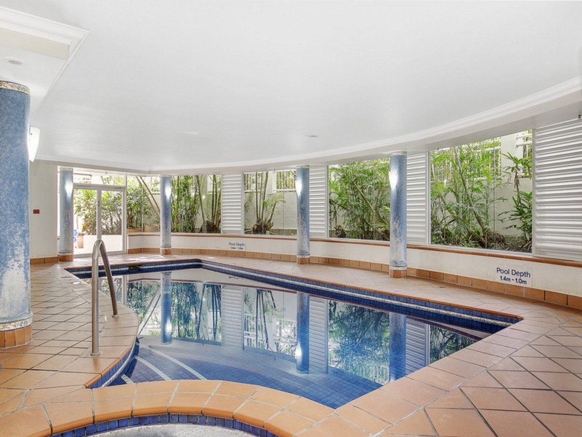 205/220 The Esplanade Burleigh Heads 19