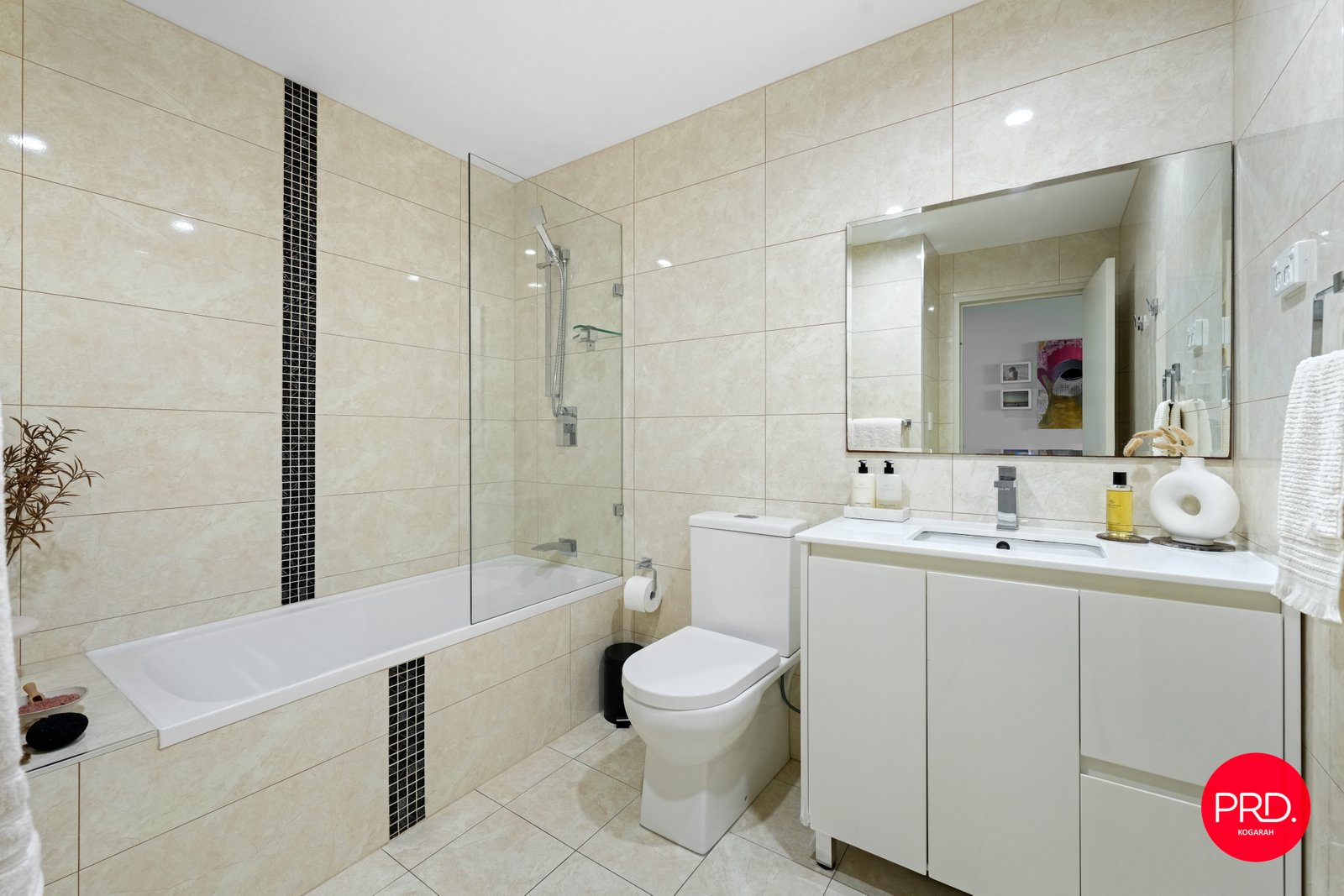 205/23-26 Station Street KOGARAH 6