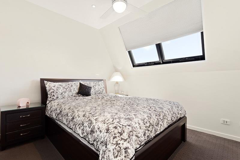 Gallery: 205/29-31 Swindon Road