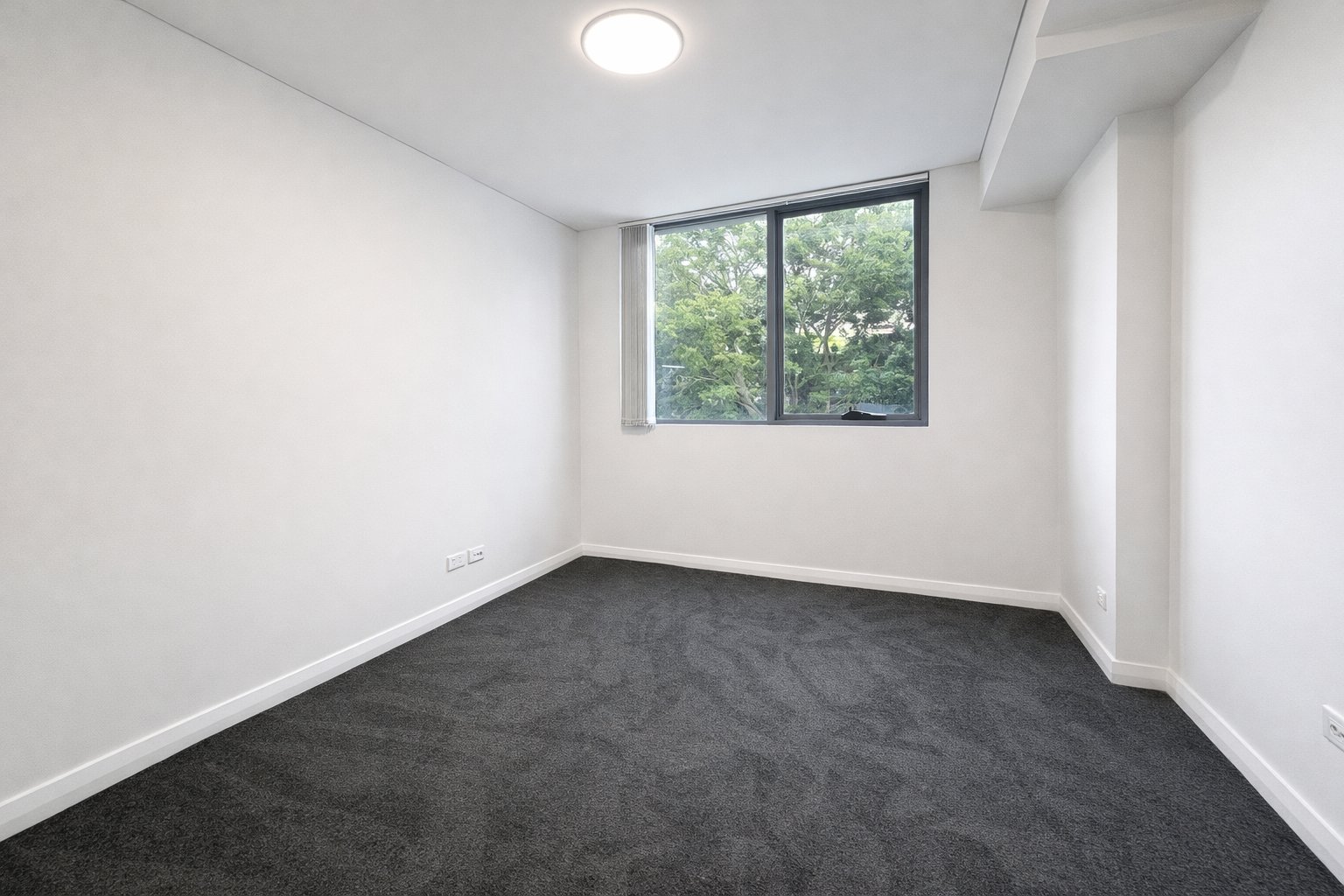 205/39 Kent Road MASCOT 6