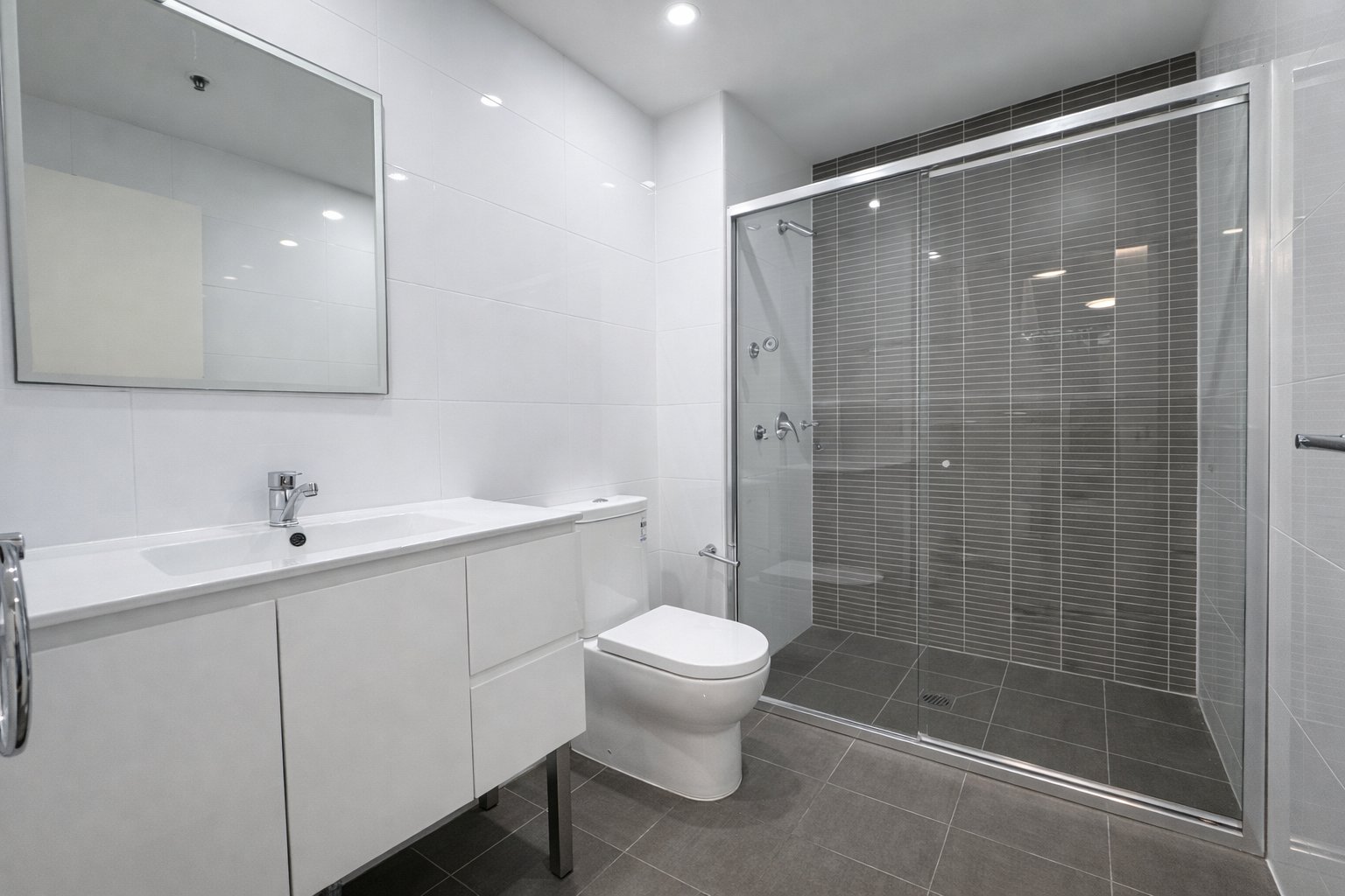 205/39 Kent Road MASCOT 7